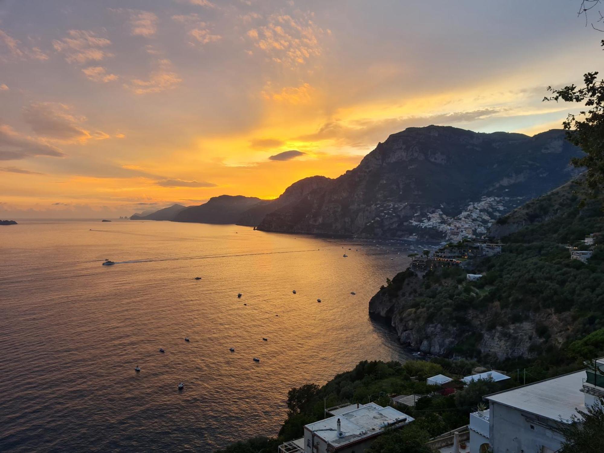 Villa Santa Chiara Positano Suites Esterno foto